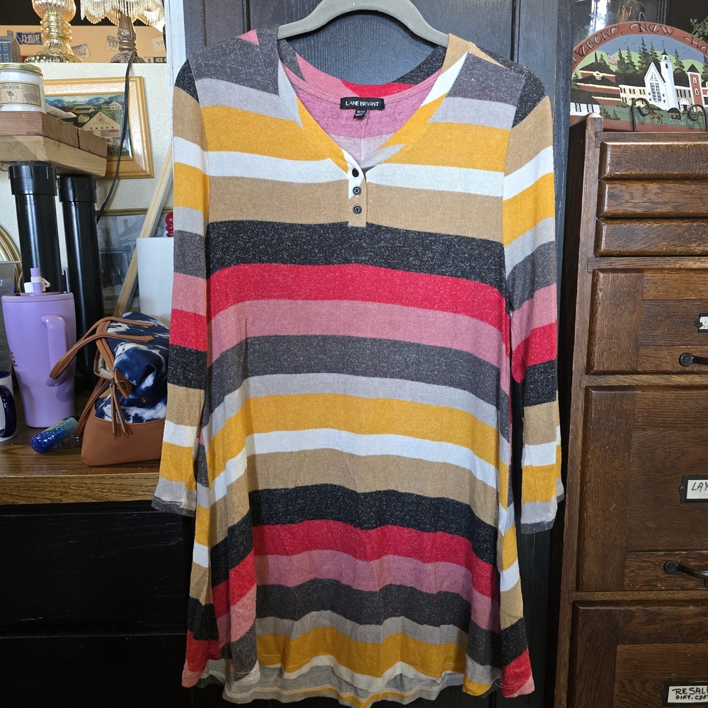 Lane Bryant Pink and Yellow Knit Top Size 10/12